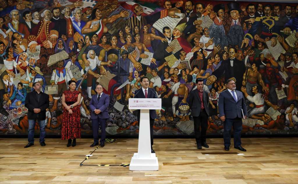 Martí Batres inaugura mural «el despertar de México» en el Antiguo Palacio del&nbsp;Ayuntamiento