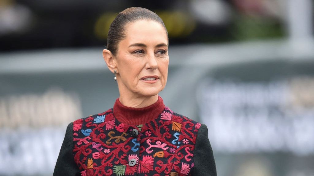 Claudia Sheinbaum rinde homenaje a los migrantes mexicanos: “Son héroes y&nbsp;heroínas”